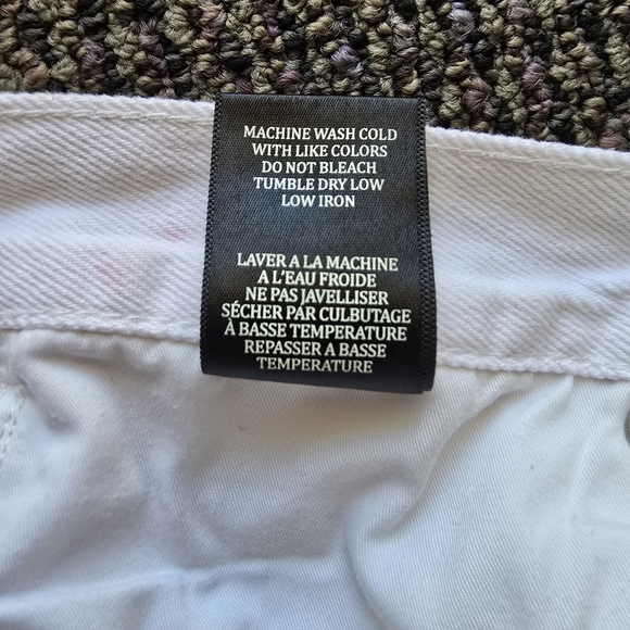 Blank NYC White Distressed Jean Shorts - Picture 7 of 9